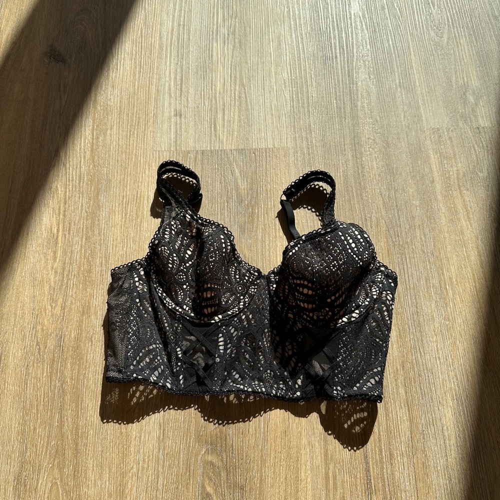 34B Victoria's Secret black lace balconette bra